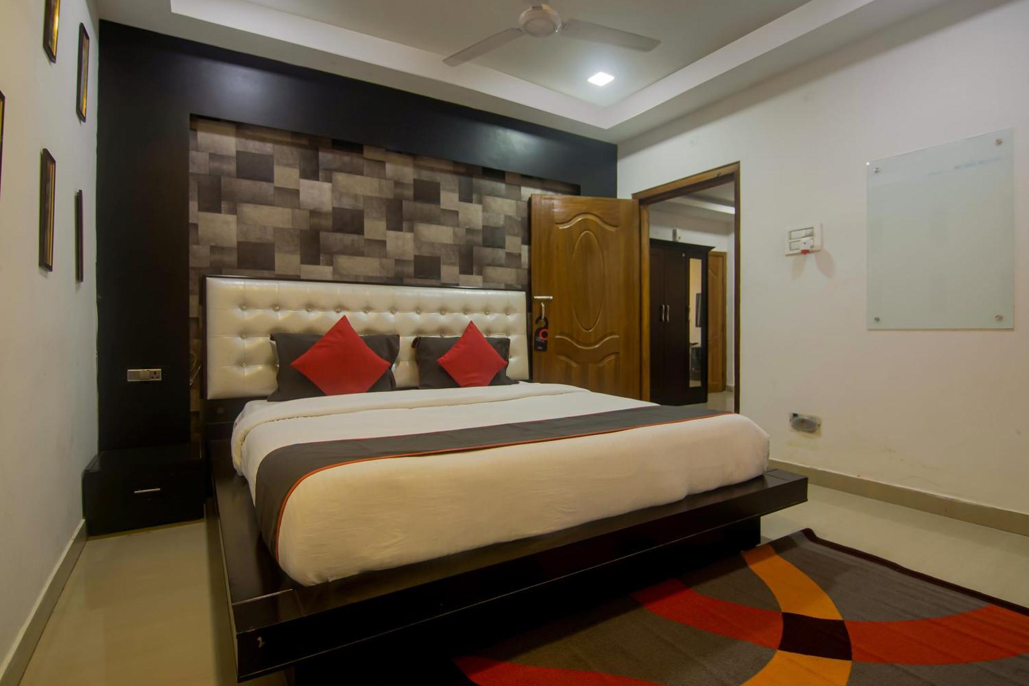 Collection O The Blu Bell Nizarapar Path Hotel Guwahati Eksteriør billede