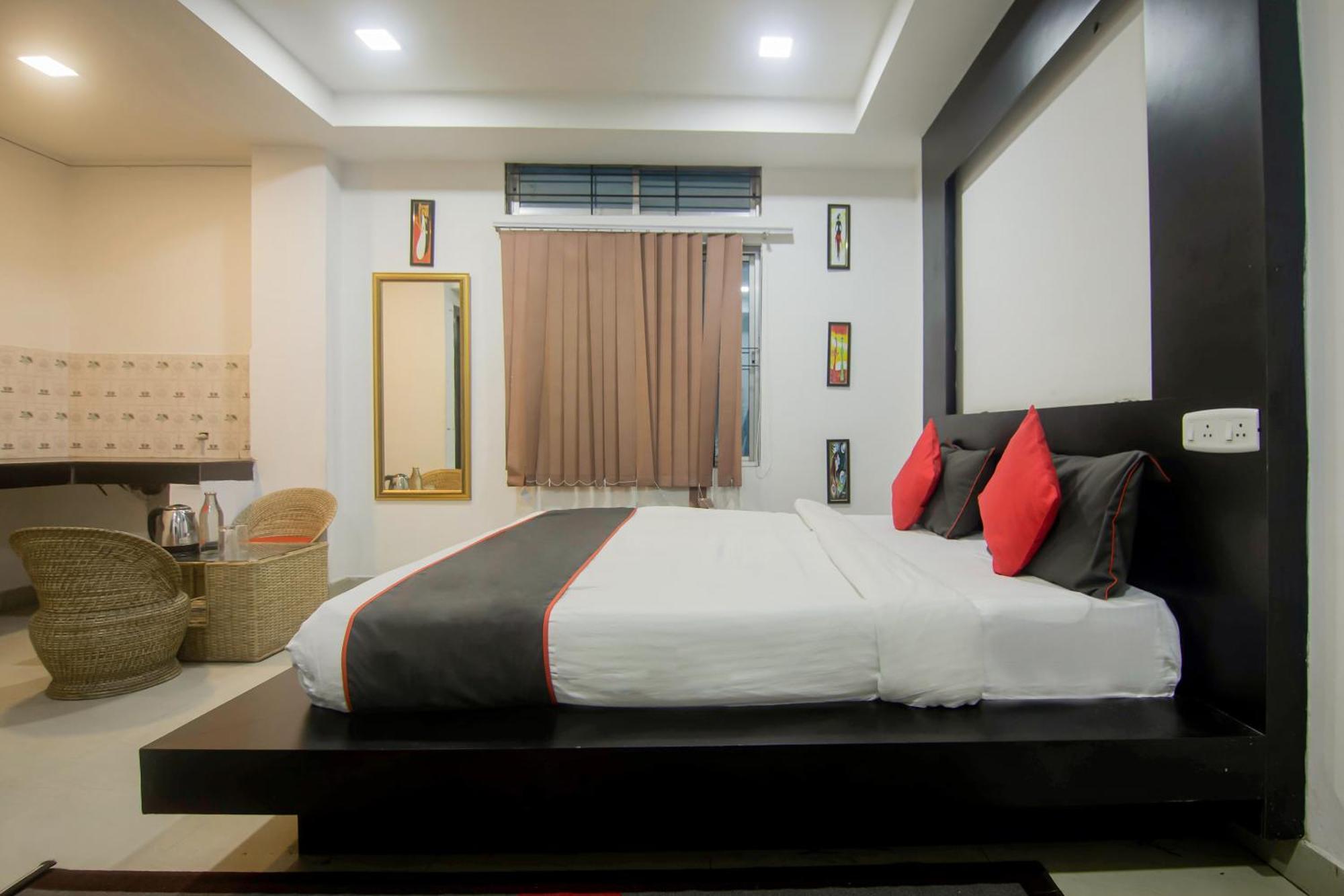 Collection O The Blu Bell Nizarapar Path Hotel Guwahati Eksteriør billede