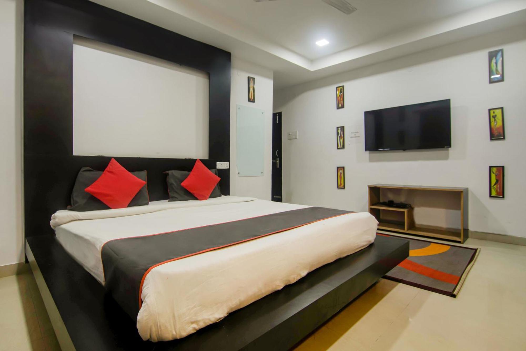 Collection O The Blu Bell Nizarapar Path Hotel Guwahati Eksteriør billede